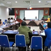 Suasana FGD Kurikulum dan Visi-Misi PASA. (Samsul)