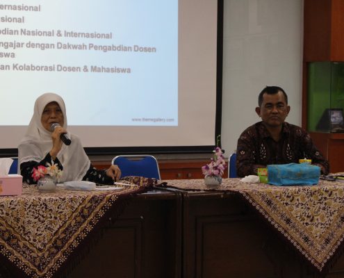 Dr. Junanah, MIS dalam sambutannya di Kegiatan Public Hearing PSPAI (Mufti)