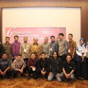 Sesi Foto Bersama Andri Mardika dan Peserta Conference Lainya di ajang 6th Southeast Asia International Islamic Philanthropy Conference (SEAIIPC) 2018